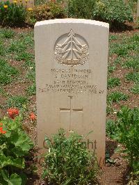 Medjez-El-Bab War Cemetery - Davidson, Stanley