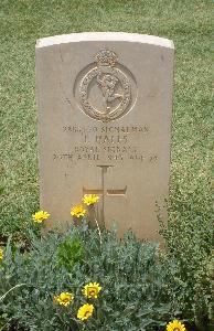 Medjez-El-Bab War Cemetery - Hales, John