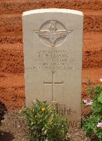 Medjez-El-Bab War Cemetery - Williams, Lawrence