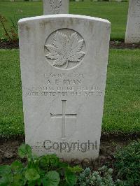 Cesena War Cemetery - Ryan, Austin Edward