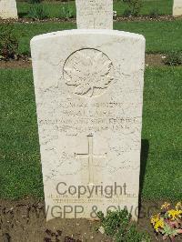Coriano Ridge War Cemetery - Allaire, Maurice
