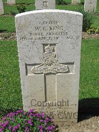Coriano Ridge War Cemetery - King, William George