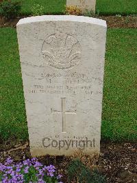 Coriano Ridge War Cemetery - Snell, Mervyn Charles