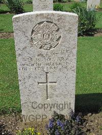 Coriano Ridge War Cemetery - Soutar, Alan Walker
