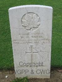 Coriano Ridge War Cemetery - White, William Walter