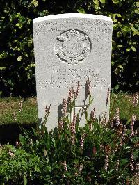 Bucquoy Road Cemetery Ficheux - Keane, Thomas