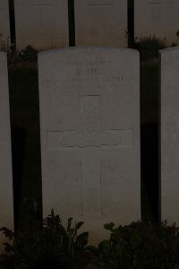 St. Souplet British Cemetery - Ede, R