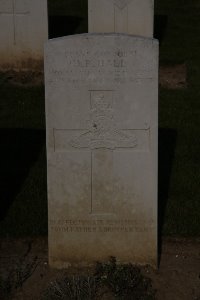 St. Souplet British Cemetery - Hall, Harold Roderick