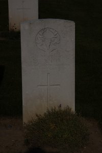 St. Souplet British Cemetery - Jeffers, W