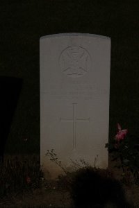 St. Souplet British Cemetery - Layland, G J