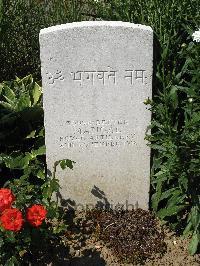 St. Souplet British Cemetery - Mangal, 