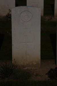 St. Souplet British Cemetery - Milburn, A