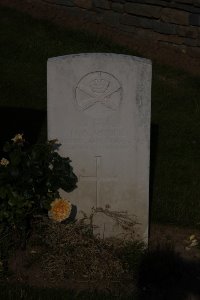 St. Souplet British Cemetery - Minifie, H A