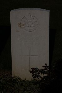 St. Souplet British Cemetery - Nicholls, F A