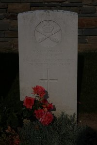 St. Souplet British Cemetery - Parker, Robert