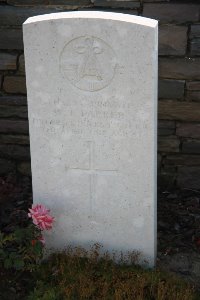 St. Souplet British Cemetery - Parker, W T