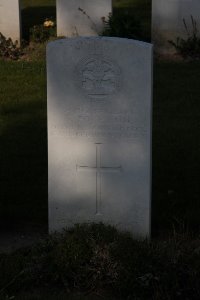 St. Souplet British Cemetery - Povey, T