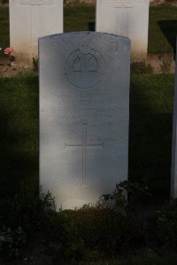 St. Souplet British Cemetery - Schofield, E