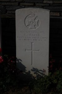 St. Souplet British Cemetery - Searle, Sidney
