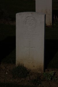 St. Souplet British Cemetery - Seymour, W C