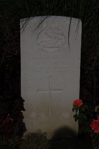 St. Souplet British Cemetery - Smith, A P