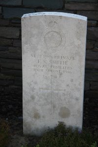 St. Souplet British Cemetery - Smith, F S