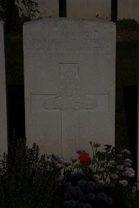 St. Souplet British Cemetery - Thelwell, William