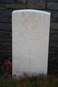 St. Souplet British Cemetery - Wood, J B
