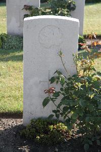 Valenciennes (St. Roch) Communal Cemetery - McLean, Robert John