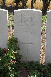 Le Cateau Military Cemetery - Alford, Victor Wallace
