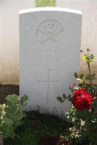 Le Cateau Military Cemetery - Barringer, Frederick George