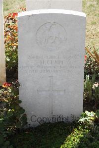Le Cateau Military Cemetery - Cemm, H