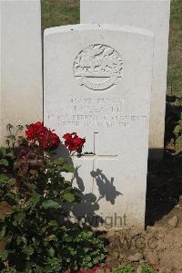 Le Cateau Military Cemetery - Cleaver, J