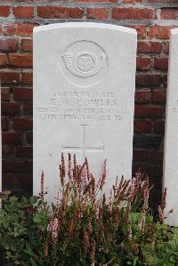 Le Cateau Military Cemetery - Cowles, Edmund Wilfred
