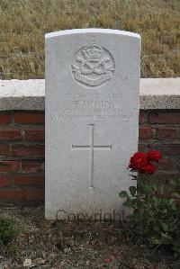 Le Cateau Military Cemetery - Doody, W