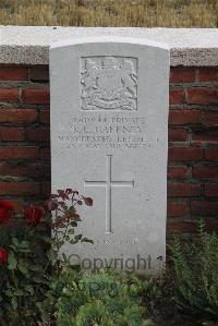 Le Cateau Military Cemetery - Gaffney, R L