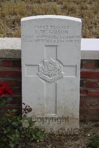 Le Cateau Military Cemetery - Gibson, John Whitaker