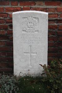 Le Cateau Military Cemetery - Hardwick, John Robert