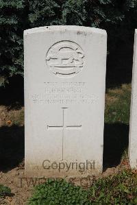 Le Cateau Military Cemetery - Herbert, Ernest