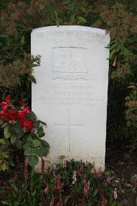 Le Cateau Military Cemetery - Hopkinson, F