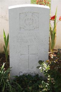 Le Cateau Military Cemetery - Kidman, J