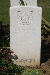 Le Cateau Military Cemetery - McCluskey, A