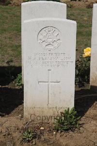 Le Cateau Military Cemetery - Percival, Harold Arthur