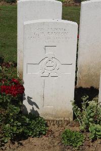 Le Cateau Military Cemetery - Rayson, G W