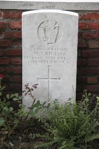 Le Cateau Military Cemetery - Rumsby, W J