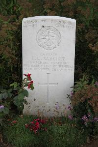 Le Cateau Military Cemetery - Sarchet, Leslie Lionel