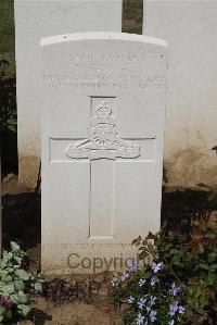 Le Cateau Military Cemetery - Savage, N