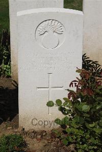 Le Cateau Military Cemetery - Silvester, Ernest