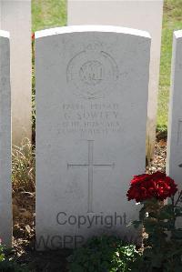 Le Cateau Military Cemetery - Sowley, G