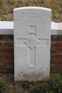 Le Cateau Military Cemetery - Wrenn, Harold Victor
